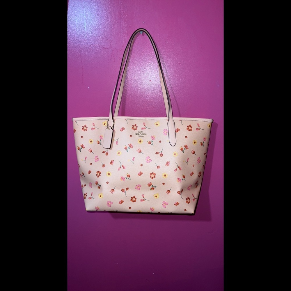 City Tote With Mystical Floral Print